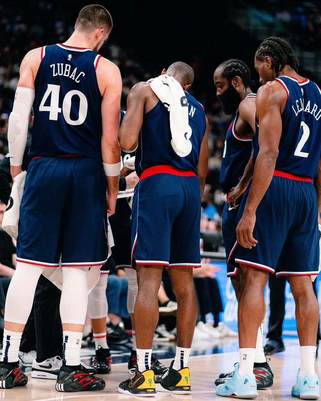 开云娱乐转折点！洛杉矶快船更衣室发声，NBA季后赛赛前攻防权衡，球迷炸锅，心理建设被强调的简单介绍